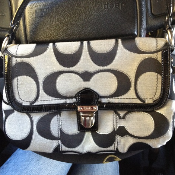 **ON HOLD** Coach purse