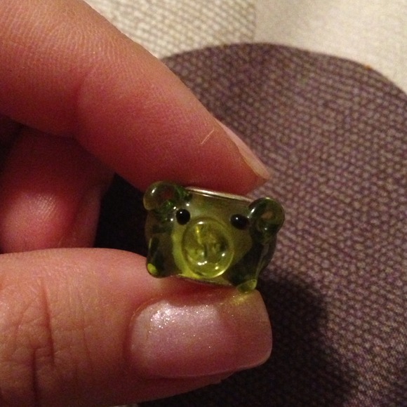 🚫SOLD🚫Green pig charm not pandora