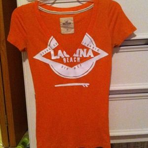 Hollister vneck