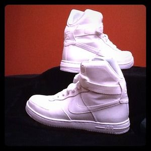 *SPECIAL EDITION* Nike Air Hightops