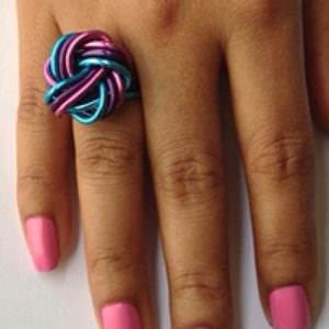 MIDNIGHT LOVE KNOT RING