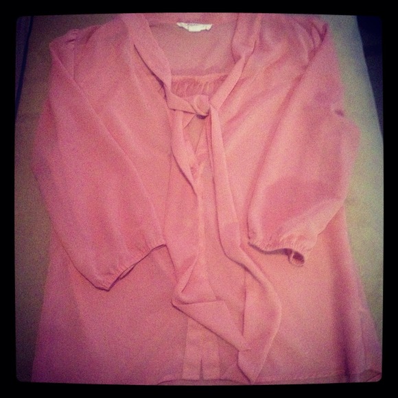 🔴Traded🔴Cute blouse 🎀🎀