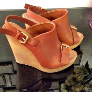 Brown Leather Wedged Shoes