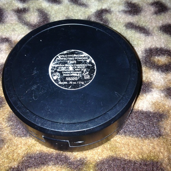Smash box powder