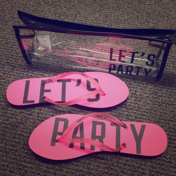 🎀SOLD🎀 Victoria's Secret PINK Flip Flop Large