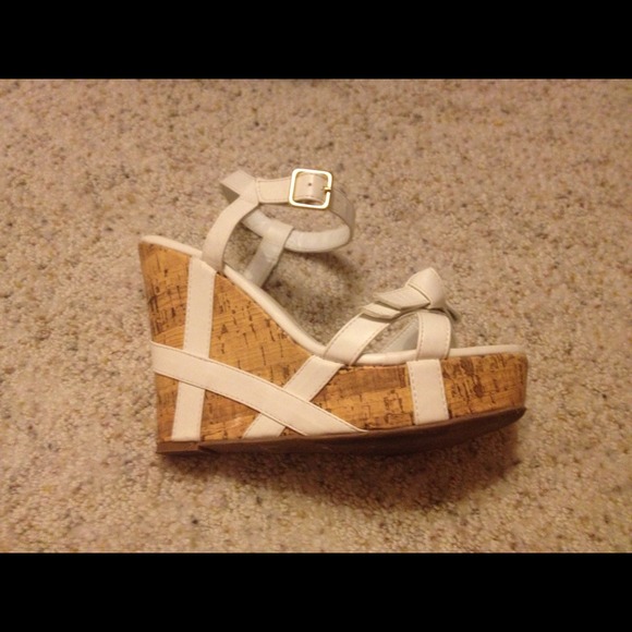 White wedges, white bra, and brown Guess heels