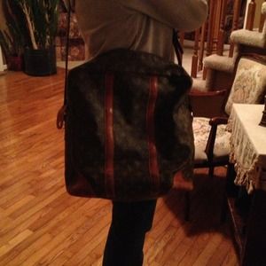 Extra Louis luggage photos