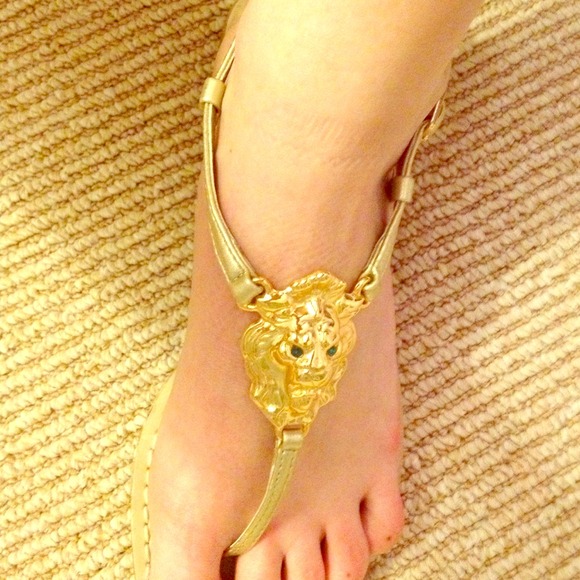 Miss Trish of Capri lion sandals