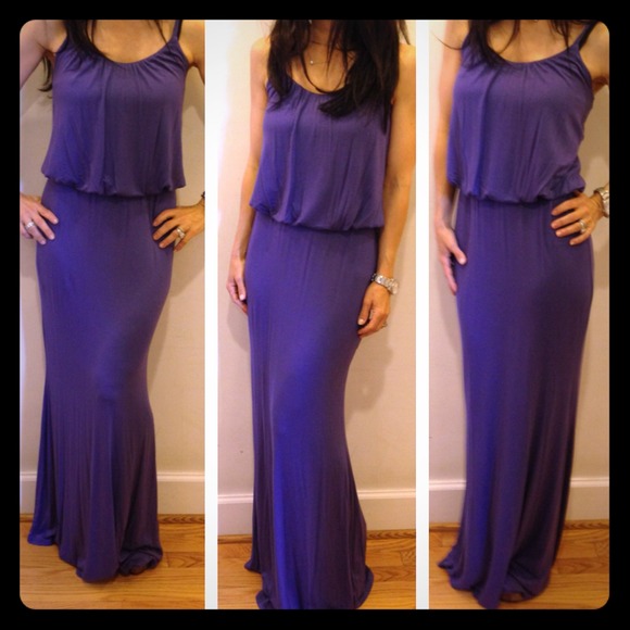 Dresses & Skirts - Stunning chic Maxi long great color dress New