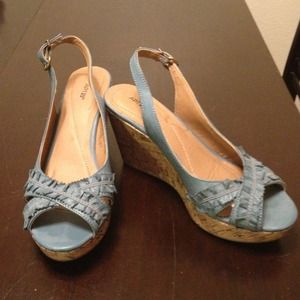 Apt. 9 wedge sandals size 7