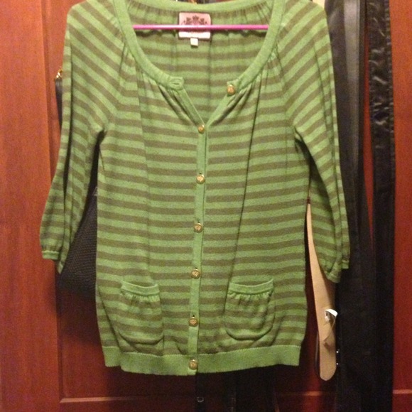 SOLD ❤️❤️Juicy Couture Cardigan
