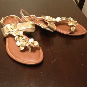 Gold floral sandals size 7.5
