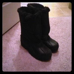 Black Snow Boots