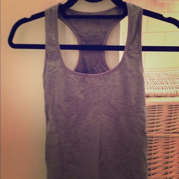 Equinox grey racer back workout tank w shelf bra