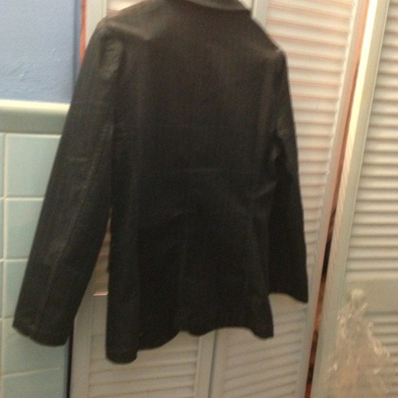 Jacket - Picture 2 of 4