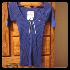 Hollister sweater