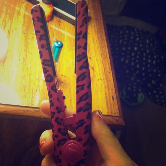 Cheetah straighner