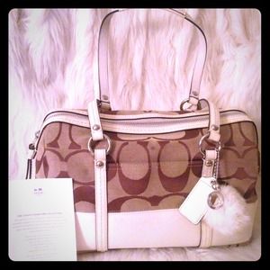 🚫SOLD🚫🎀Used authentic Coach classic bag🎀