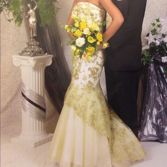 White& Gold Jovani formal gown! With earrings