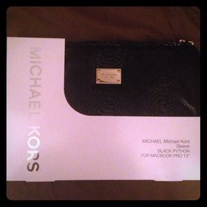 Michael Kors MacBook Pro 13" with shoulder strap