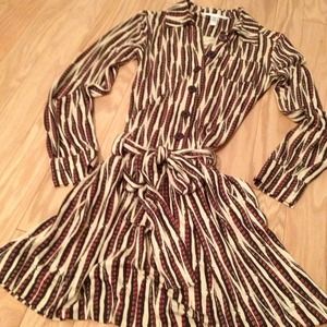 DVF {Diane Von Furstenberg} Button up/ Tie Dress