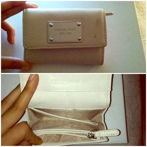 Michael Kors wallet