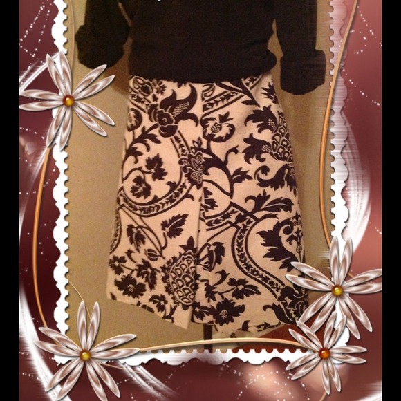 🔴🔴SOLD🔴🔴Loft brown and tan skirt - Picture 2 of 3