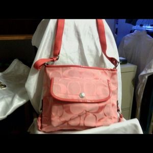 Peach Coach Authentic Daisy File Bag