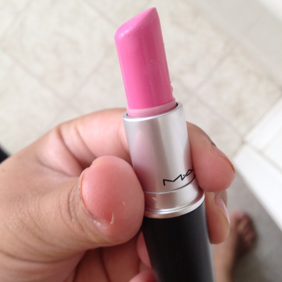 MAC Pink Friday lipstick Nicki Minaj