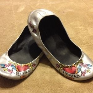 🎉🎉Host picked 8/24🎉🎉🙆 Airwalk Flats