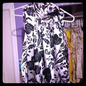 Silky halter top with beautiful pattern