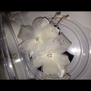 Beautiful wedding gown!