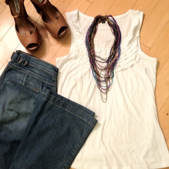 GAP ruffle tank