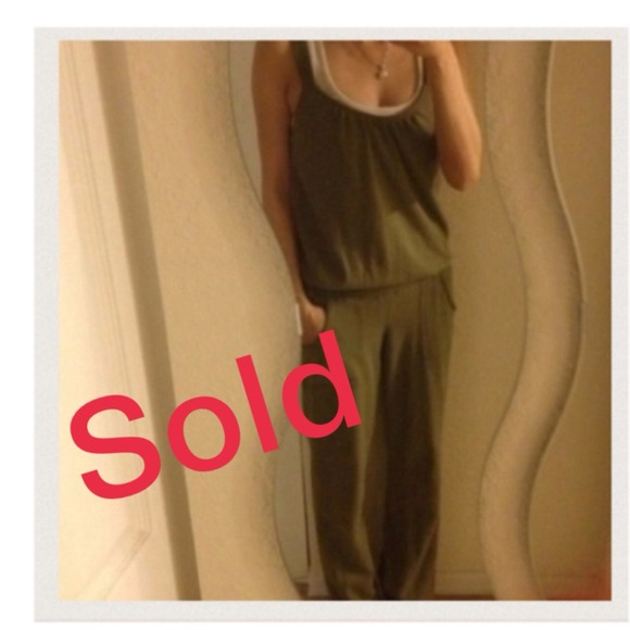 Juicy Couture Pants - ⛔Sold bundle🎀Juicy Couture jumpsuit🎉