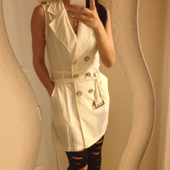 🎉🎉12/20 Host Pick🎀❤Beautiful coat dress