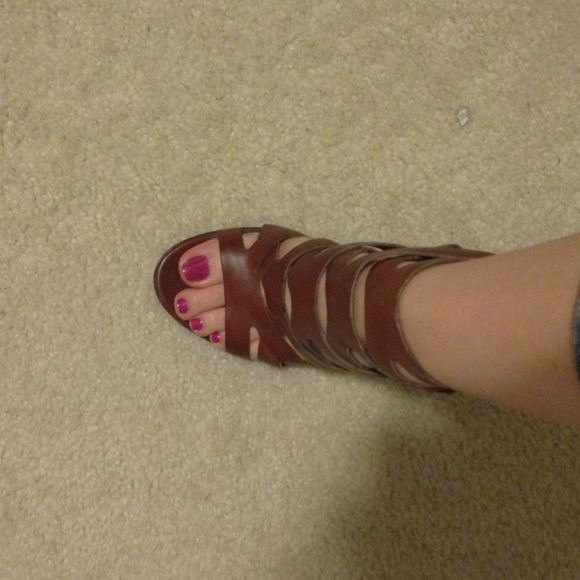 ⛔️⛔️Traded with ovojaz⛔️⛔️Leather high heels! - Picture 3 of 4