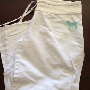 White cotton Victoria's Secret PINK cropped pants!