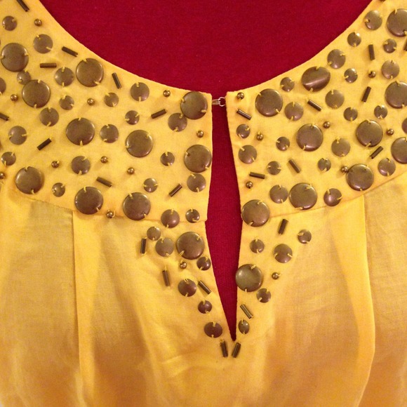 🔺Yellow Top🔺 - Picture 4 of 4