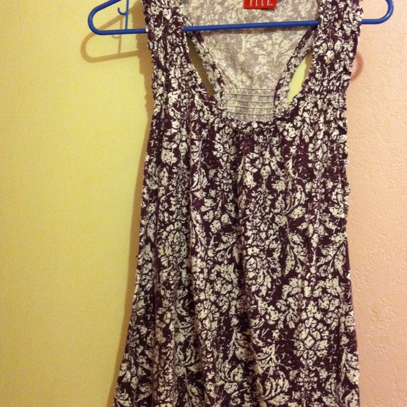 Light blouse by Elle