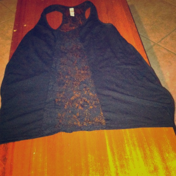Gorgeous black tank top!