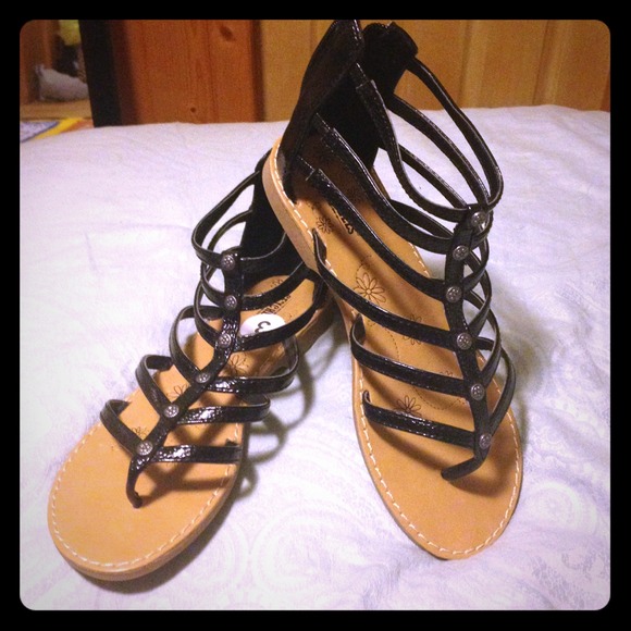 Black sandals