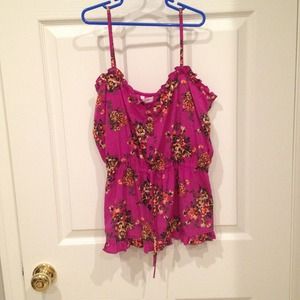 🚫SOLD🚫Candies floral tanktop!