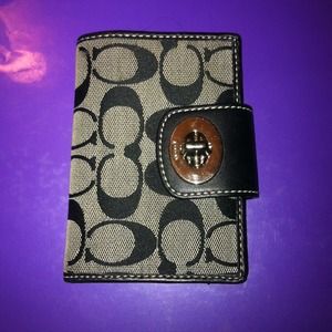 Coach wallet
