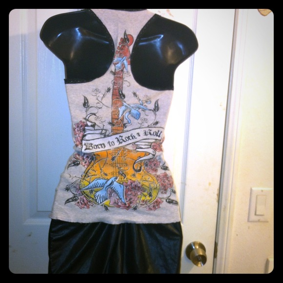 Razor back tank cool design on back :)