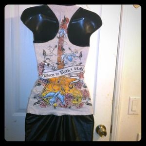 Razor back tank cool design on back :)