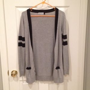 🚫SOLD🚫Cute preppy cardigan
