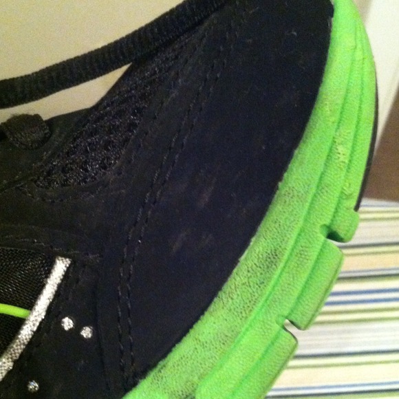 Shoes - Picture 3 of 3