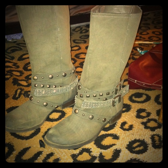 Vera Wang Boots - Grey modern cow girl boots