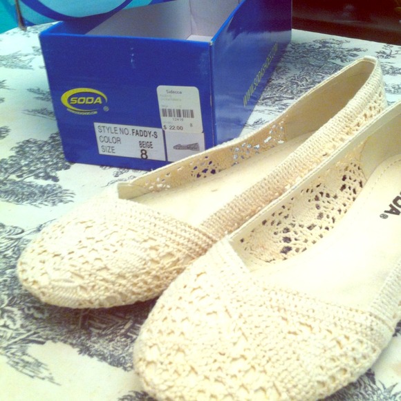 Adorable Lace Cream colored flats from Soda