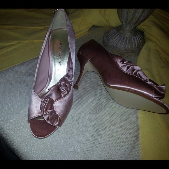 Salmon color satin heels!!!